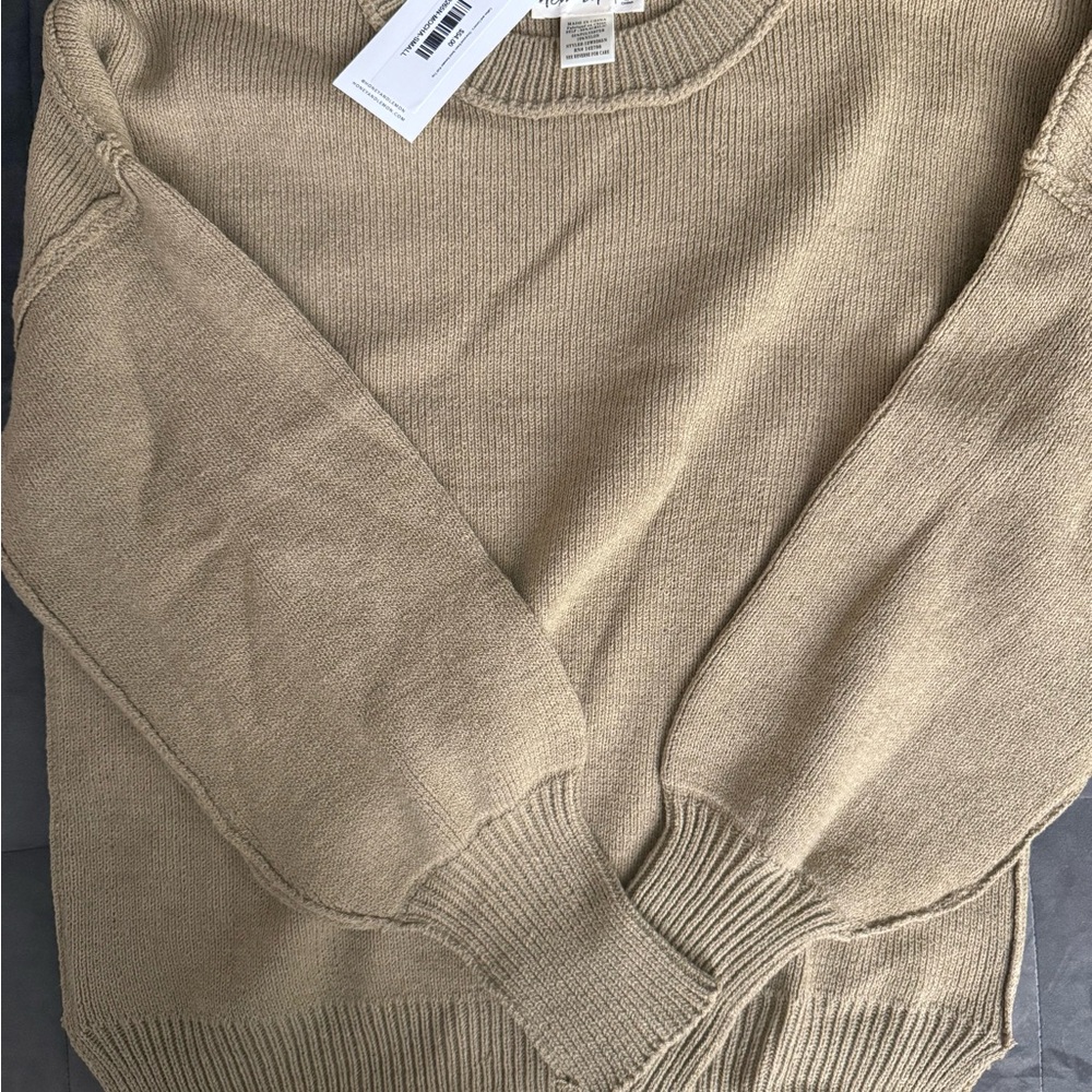 New with Tags Women's Tan Sweater